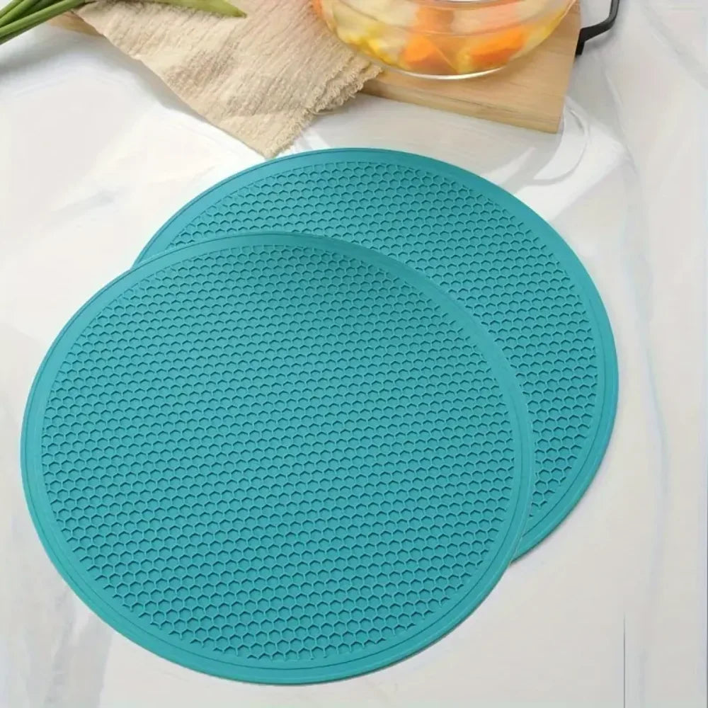 Multi-Purpose Silicone Mats – Heat Resistant, Non-Slip, Microwave & Kitchen Drying Trivets (30cm).