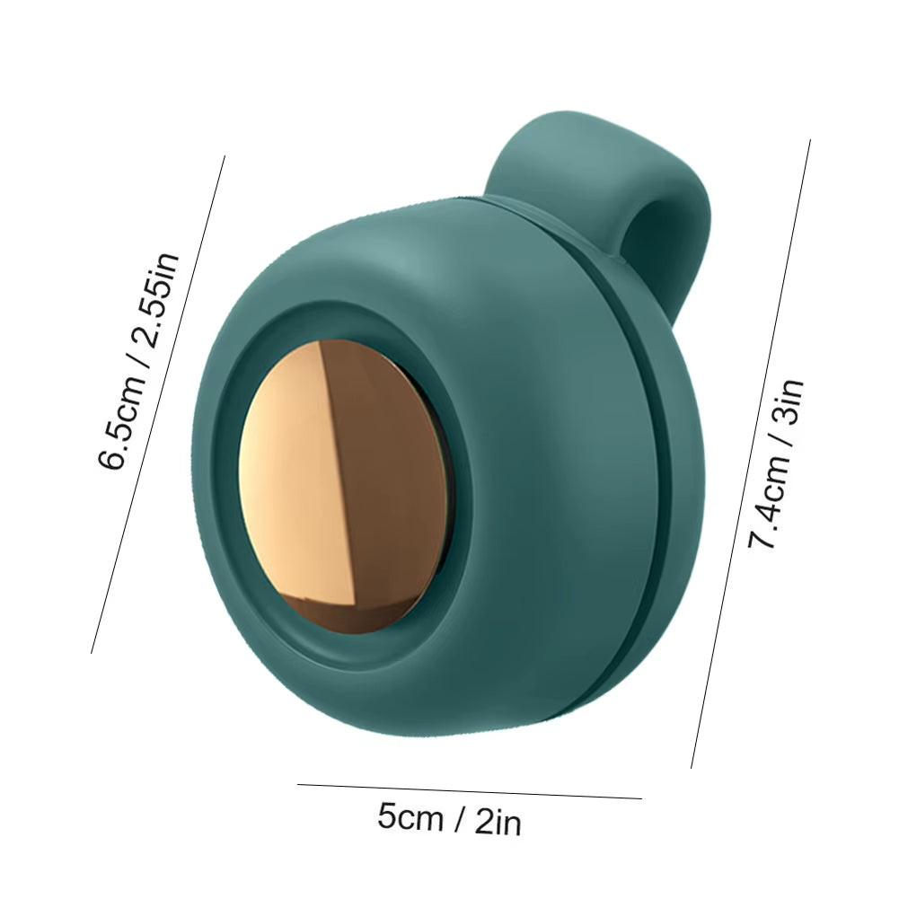 Whirlwind Clip Fan – Discreet Cooling Relief for Hot Flushes, Workouts & Everyday Comfort.