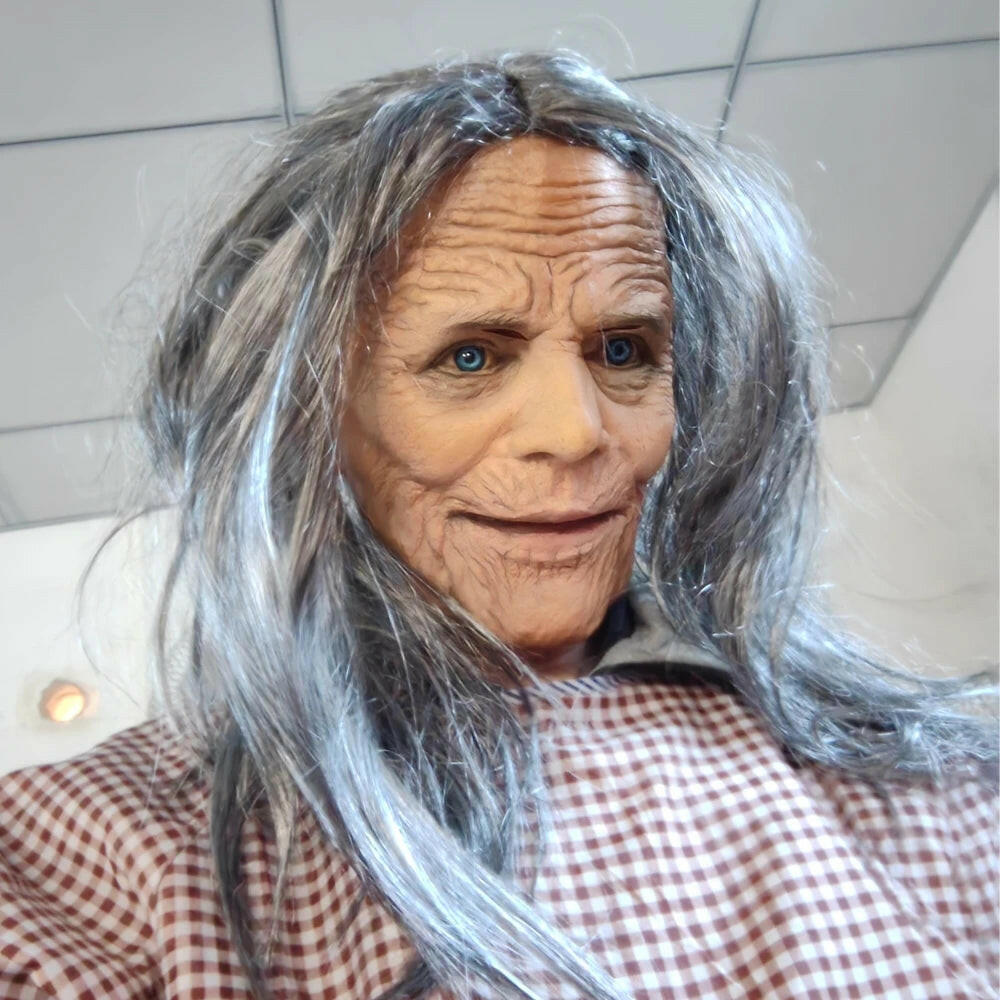 Lifelike Granny Witch Mask – White-Haired Latex Costume Prop with Movable Jaw for Halloween & Cosplay