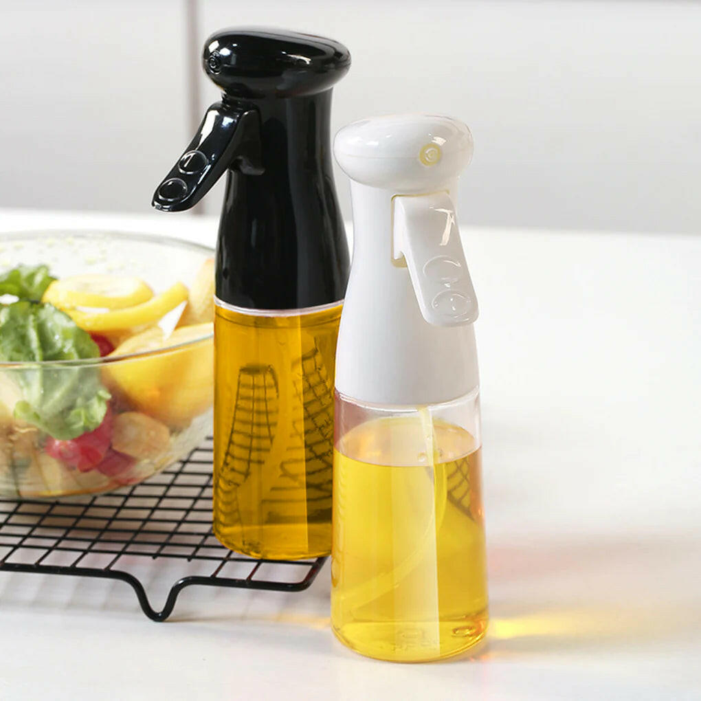 Spray smarter 💨🍽️ – Refillable 210ml oil bottle for flavour control & grease-free meals.