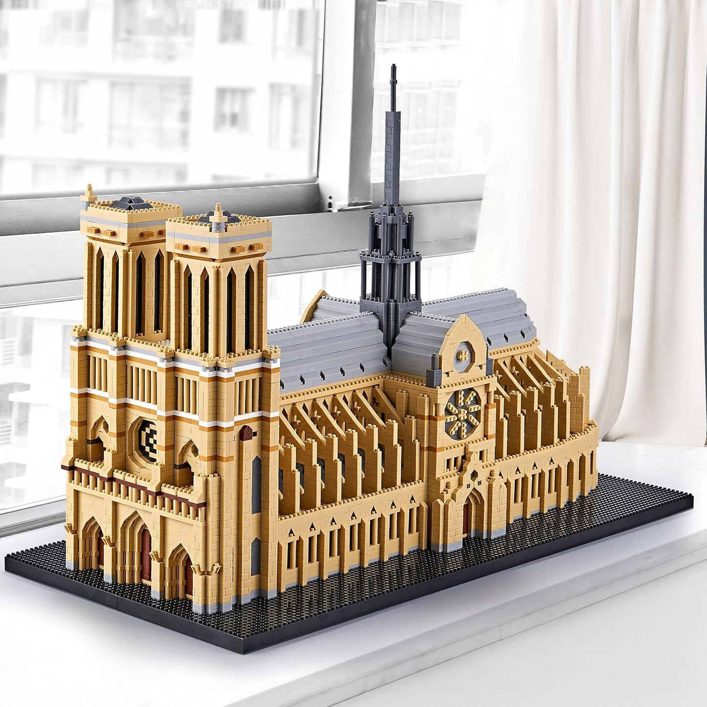 Notre Dame Cathedral  - Architecture Model Kits(7,380 Pieces)