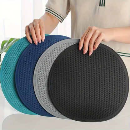 Heat‑resistant silicone mat – round kitchen trivet