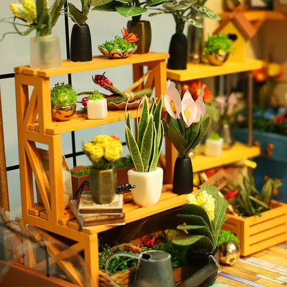 Cathy’s Flower House 3D Wooden Puzzle.