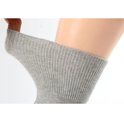 4 Pairs ​​​​​​​🧦 Soft, Non-Binding Comfort – Diabetic Bamboo Cotton Socks!
