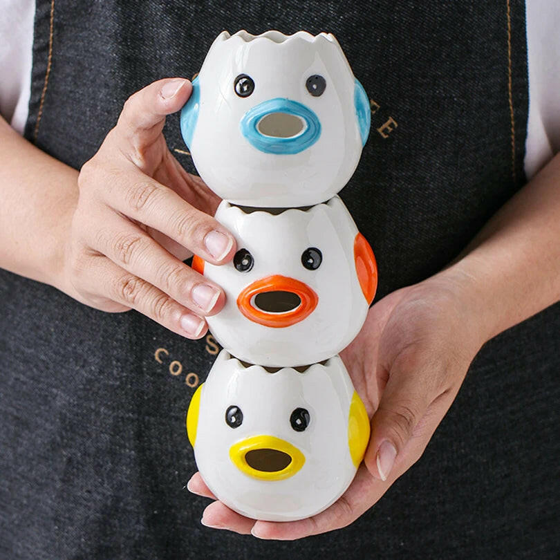 Cartoon Little Chicken Ceramic Egg Separator Egg Yolk Egg White Separator Filter Baking Tool for Bakery Kitchen Tools.