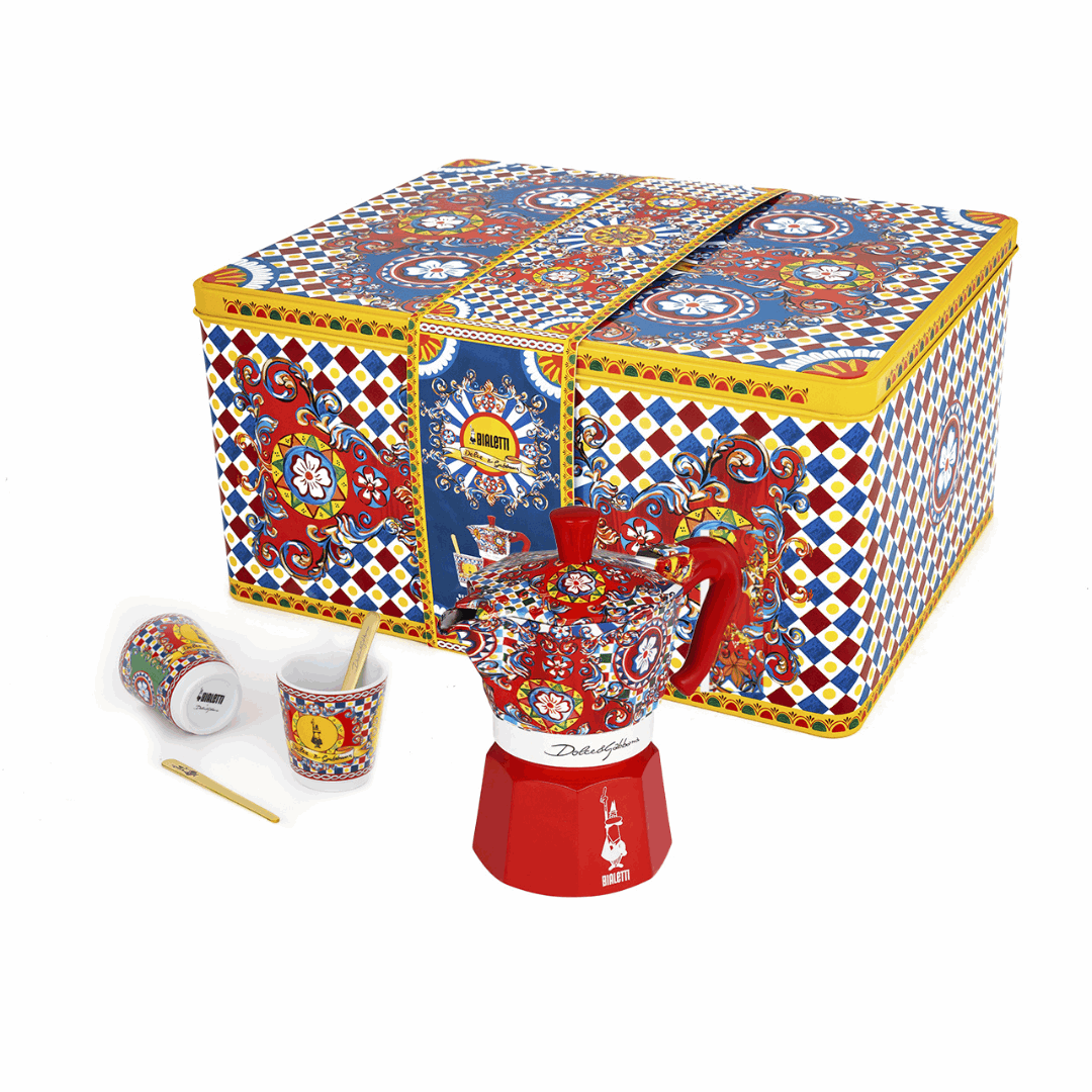 Elegant Bialetti coffee maker paired with Dolce&Gabbana luxury style for sophisticated mornings