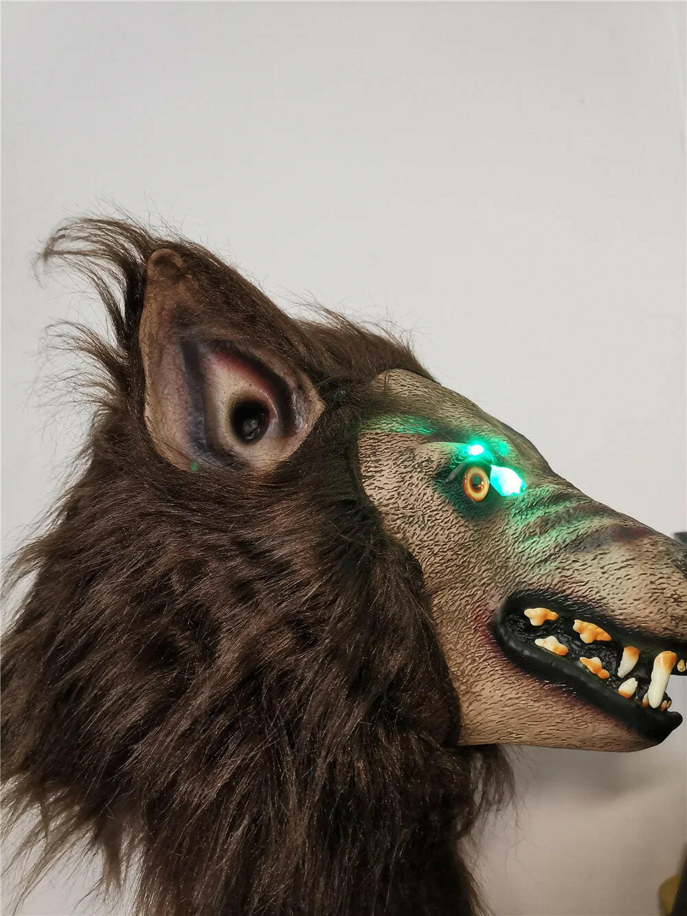 Latex Werewolf Head Mask – Realistic Wolf Hair Headgear for Halloween Parties & Scary Decor