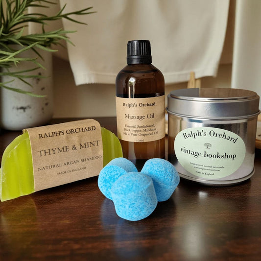 Modern Gentleman gift set with candle, massage oil, bath bombs & shampoo bar, handmade in UK