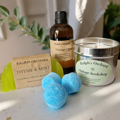 Gentleman's Gift Set.