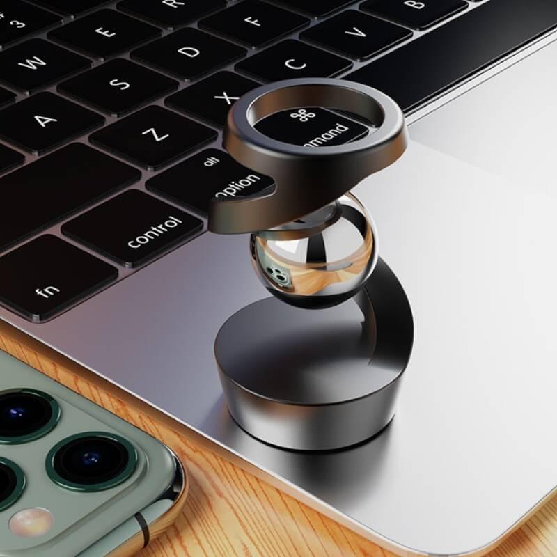 Magic Spinner – Gyroscopic Desk Toy for Focus, Flow, and Conversation.