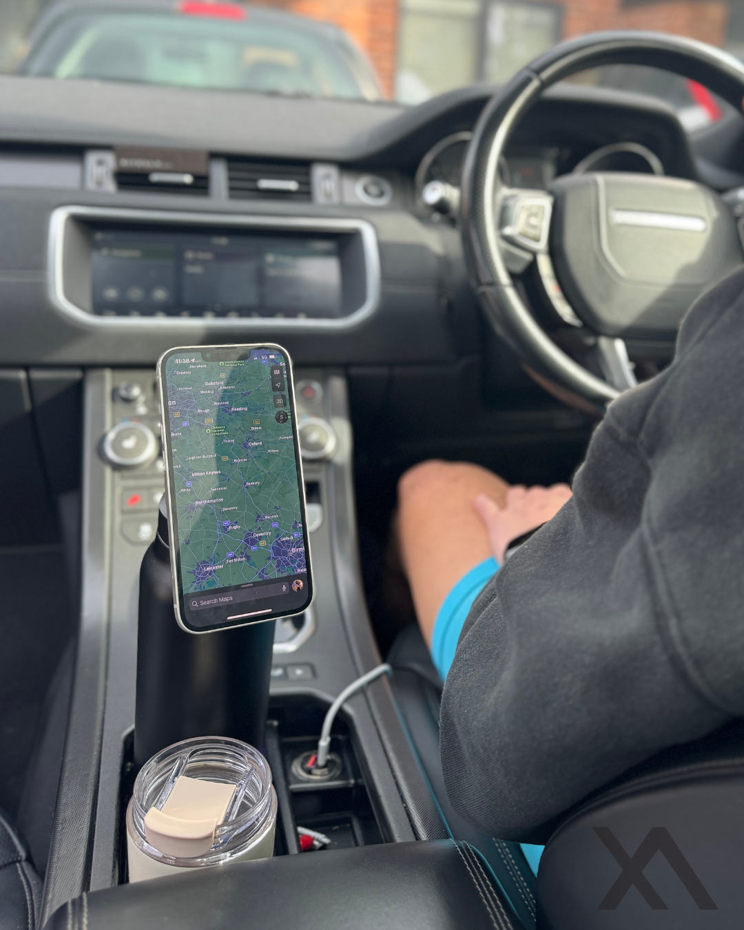 MagBottle – The Water Bottle That Holds Your Phone.