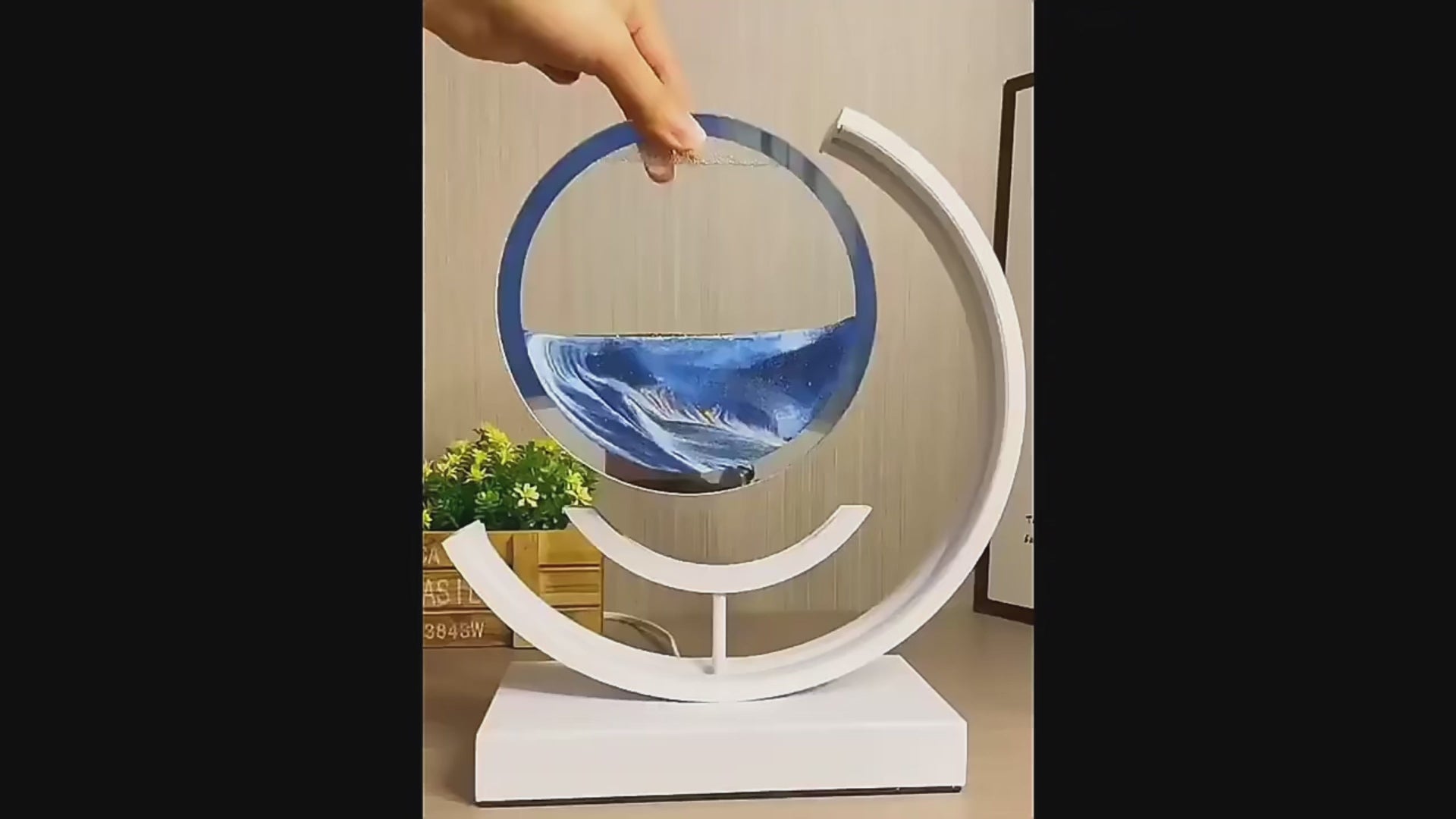 Illuminate Your World with the 16-Color LED 3D Sandscape Lamp – A Stunning Hourglass Night Light and Captivating Deep Sea Art!.